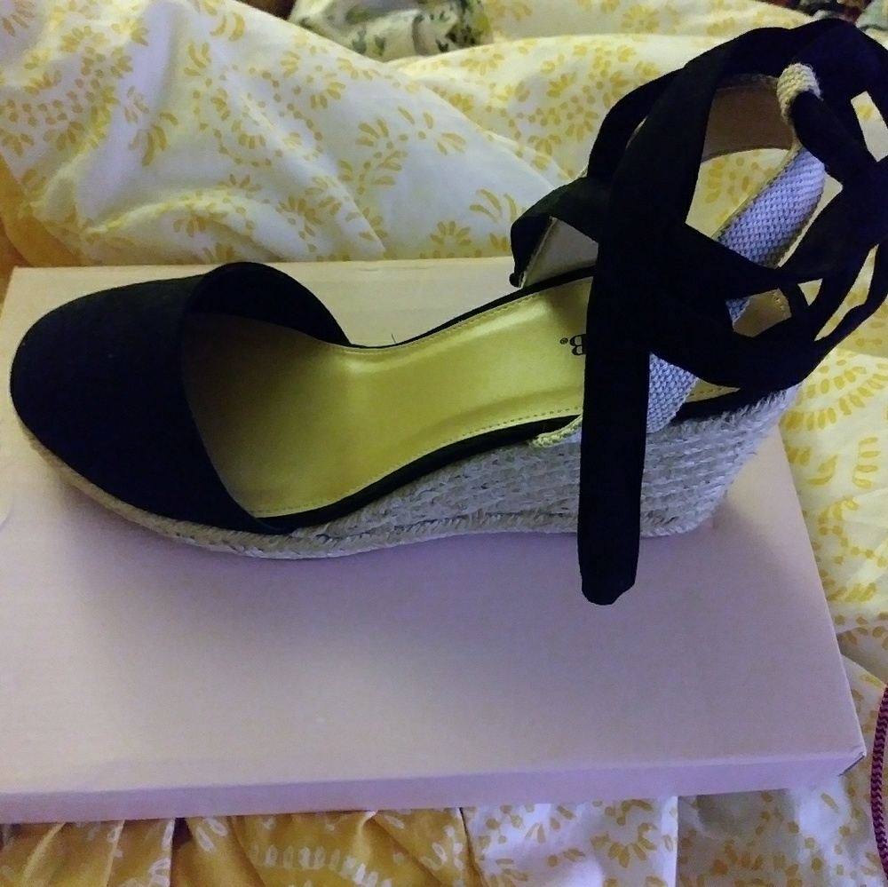 Just Fab Summer Wedges Size 8.5 - Picture 4 of 5